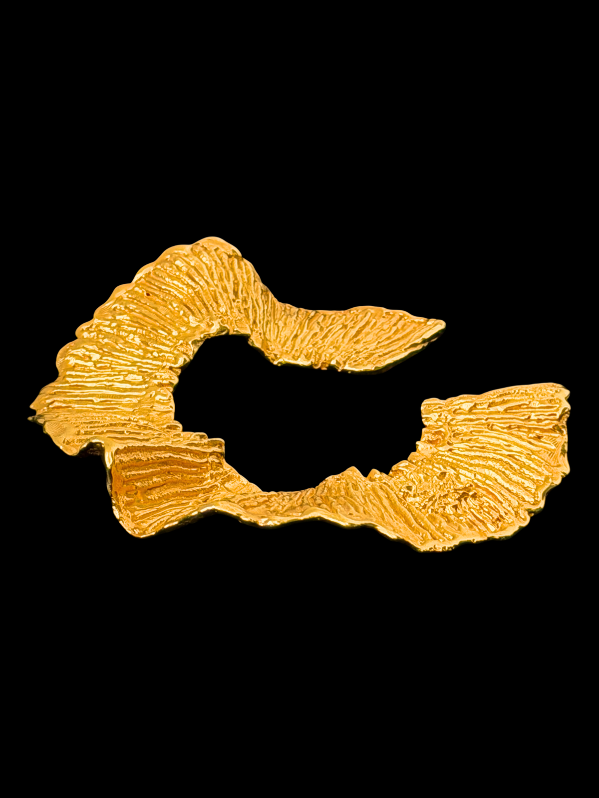 The Ruffle Cuff
