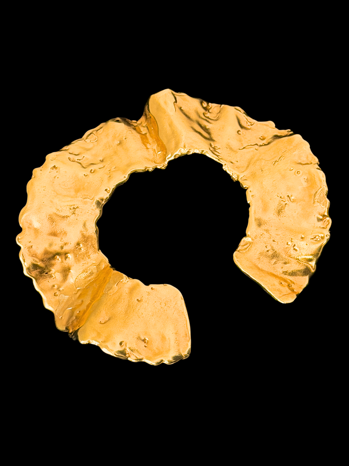 The Ruffle Cuff